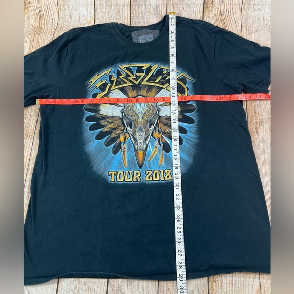 EAGLES 2018 Tour Band Concert T Shirt Size XL Skull Feather Graphic - Picture 3 of 6